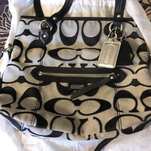 Coach Daisy Outline Signature MIA Handbag